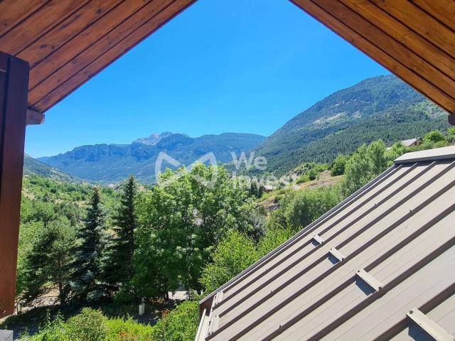 Vente maison 6 pièces Les Vigneaux 05