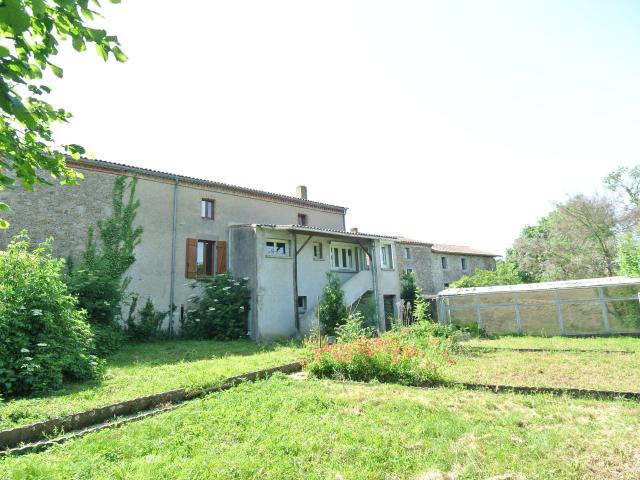 Vente maison 6 pièces Montfaucon Montigné 49
