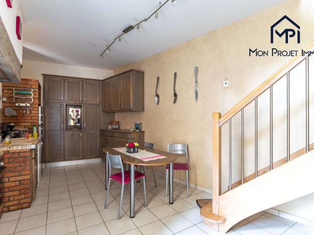 Vente maison 6 pièces Montsûrs Saint Céneré 53