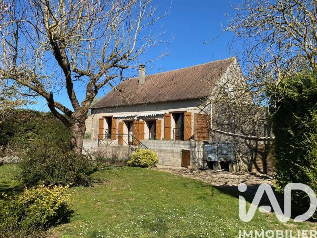 Vente maison 6 pièces Malesherbes 45