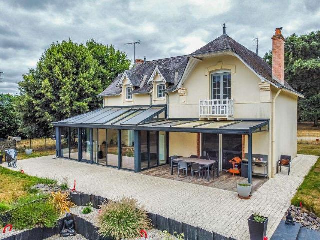 Vente maison 6 pièces Sablé Sur Sarthe ZA Tuileries Hôpital 72