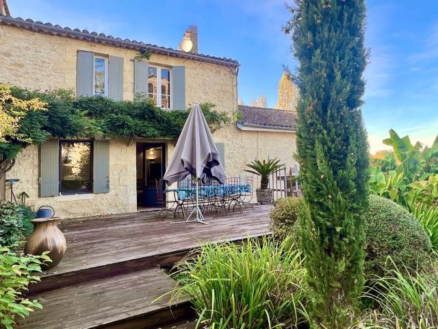 Vente maison 6 pièces Saint Caprais de Bordeaux 33