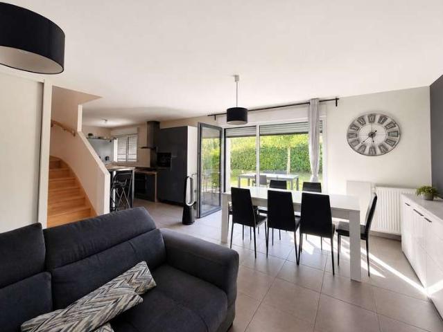 Vente maison 6 pièces Saint Berthevin 53