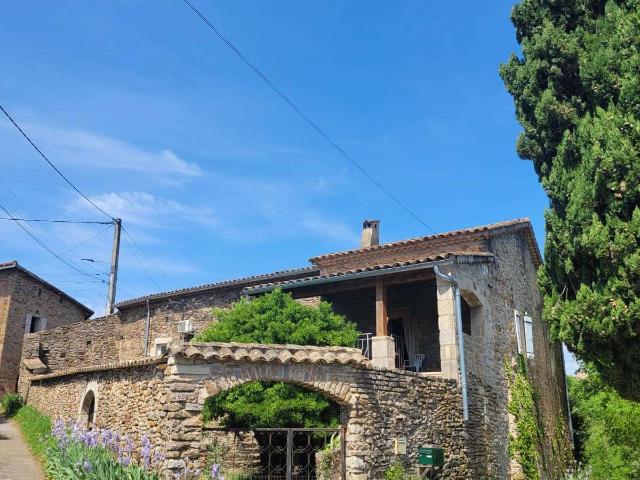 Vente maison 6 pièces Saint Étienne de Fontbellon 07