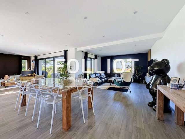 Vente maison 6 pièces Saint Planchers 50