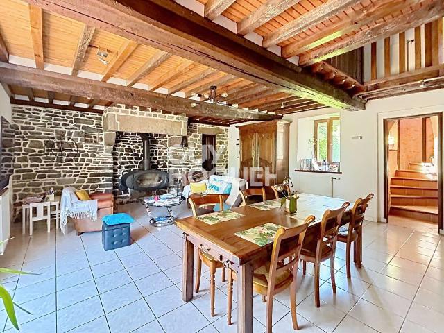 Vente maison 6 pièces Saint Quentin les Chardonnets 61