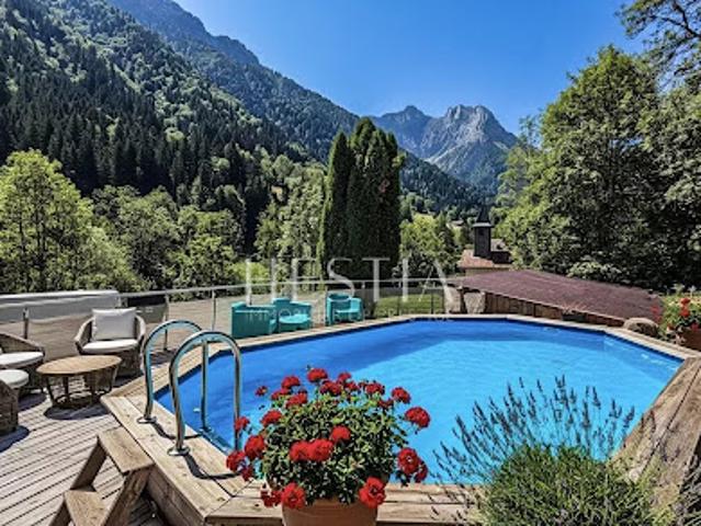 Vente Maison 8 pièces 0 m2 Thônes