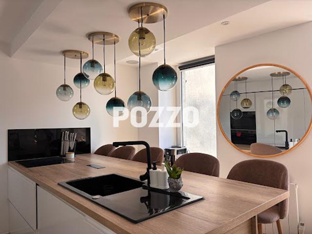 Vente Maison 8 pièces 106 m2 Saint Martin des Entrées