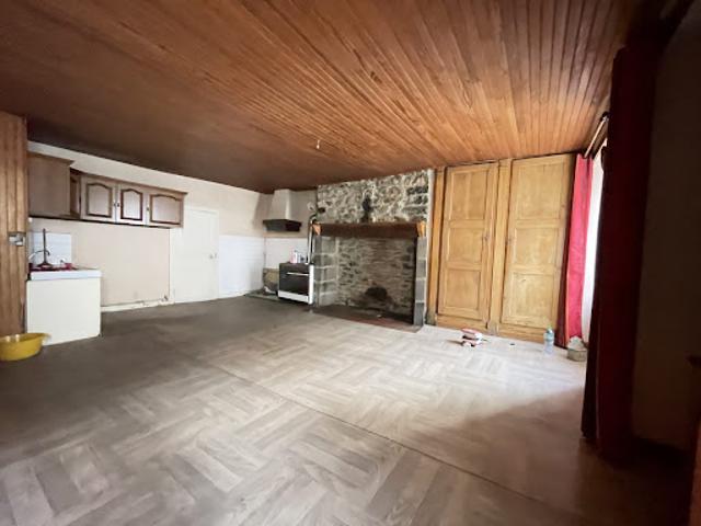 Vente Maison 8 pièces 114 m2 Mauriac