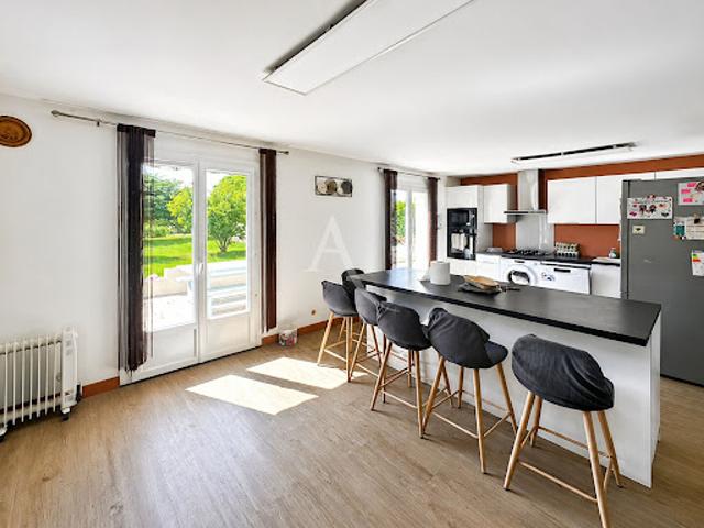 Vente Maison 8 pièces 125.6 m2 Etrépagny