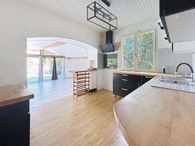 Vente Maison 8 pièces 127 m2 Villeneuve la Comptal