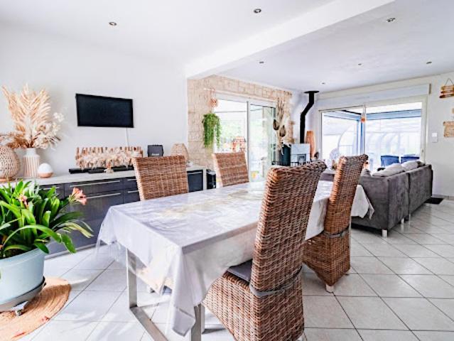 Vente Maison 8 pièces 123 m2 Quilly