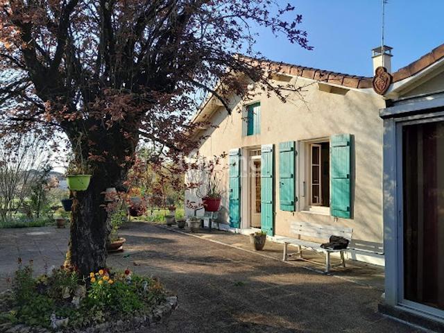 Vente Maison 8 pièces 134 m2 La Couronne