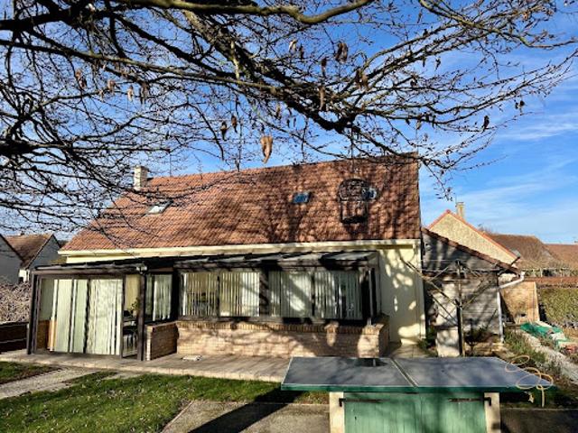 Vente Maison 8 pièces 139 m2 Etelfay