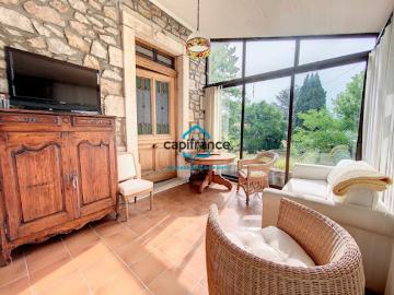 Vente Maison 8 pièces 139 m2 Saint Sernin