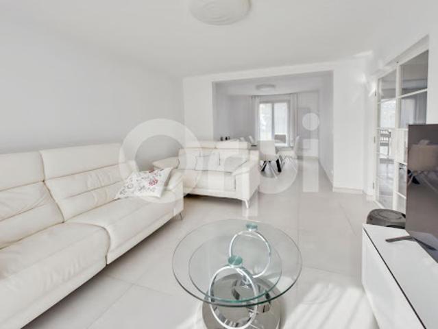 Vente Maison 8 pièces 130 m2 Gressy