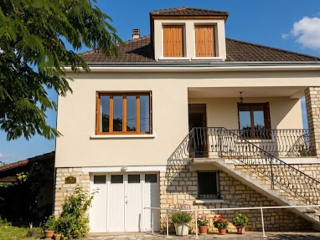 Vente Maison 8 pièces 130 m2 Tournon Saint Martin