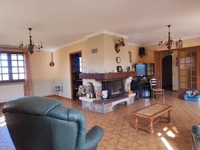 Vente Maison 8 pièces 131 m2 Courris
