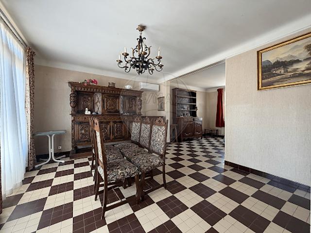 Vente Maison 8 pièces 131 m2 Saint Vérain