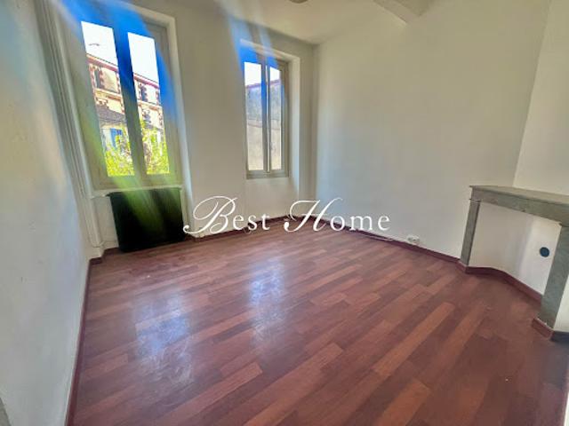 Vente Maison 8 pièces 132 m2 Nimes