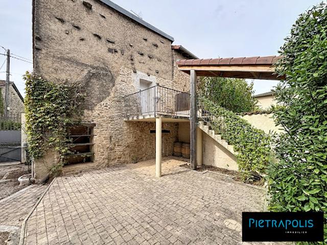 Vente Maison 8 pièces 144 m2 Lugny