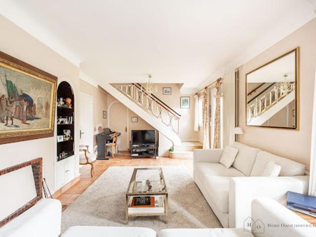 Vente Maison 8 pièces 144 m2 La Celle Saint Cloud