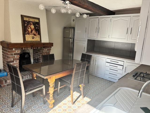 Vente Maison 8 pièces 144 m2 Solesmes