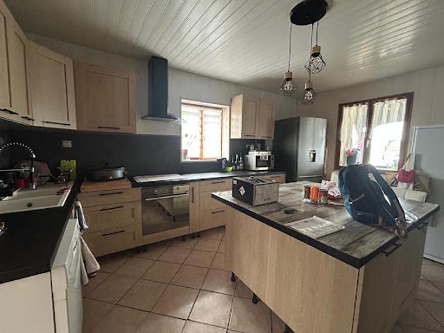 Vente Maison 8 pièces 144.98 m2 Marseilles lès Aubigny