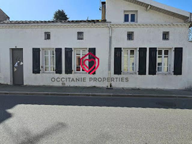Vente Maison 8 pièces 145 m2 Artigat