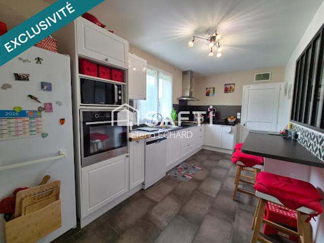 Vente Maison 8 pièces 146 m2 Magnanville