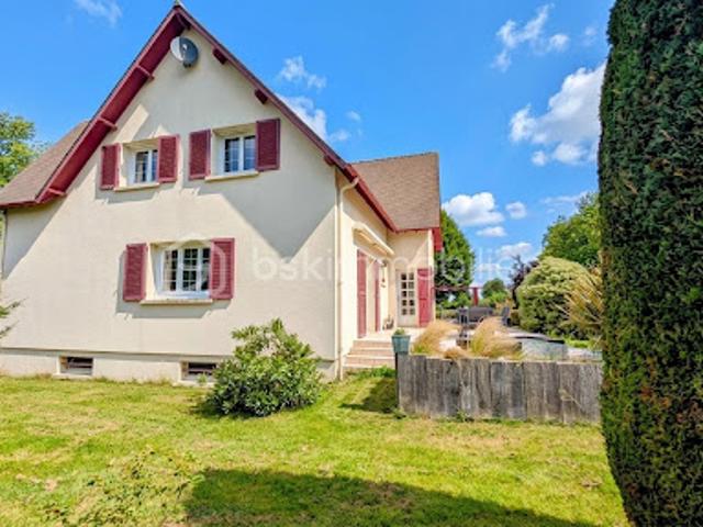 Vente Maison 8 pièces 146 m2 Douvres la Délivrande