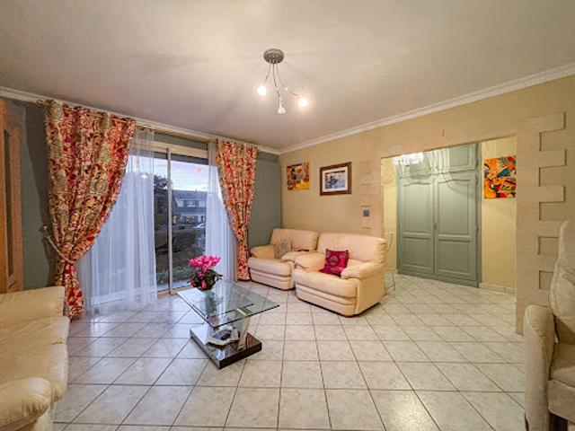 Vente Maison 8 pièces 146.36 m2 Ecouflant
