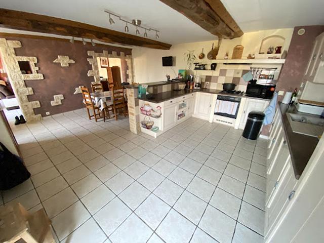 Vente Maison 8 pièces 147 m2 Cesny Bois Halbout