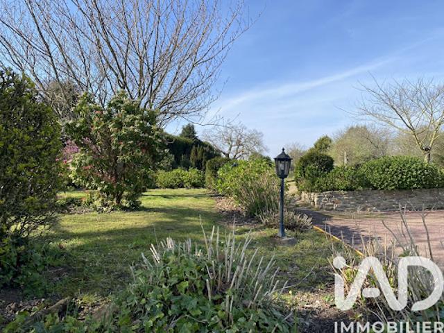 Vente Maison 8 pièces 147 m2 Cruguel