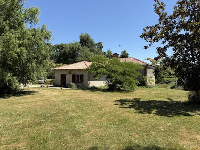Vente Maison 8 pièces 147 m2 Gondrin