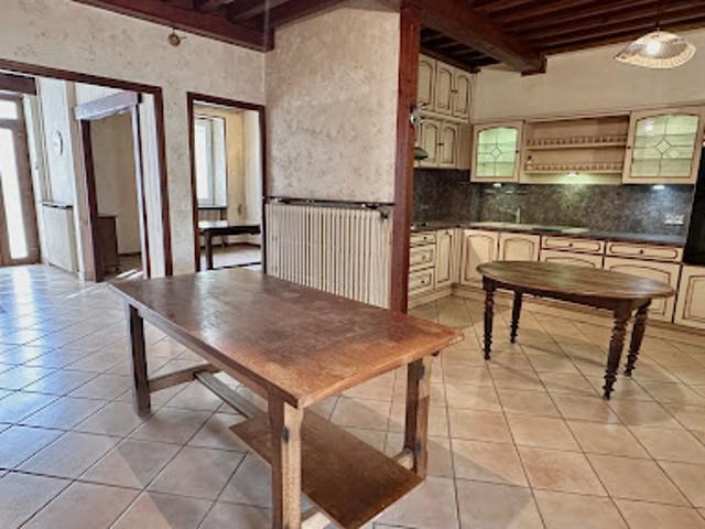Vente Maison 8 pièces 147 m2 Hostun