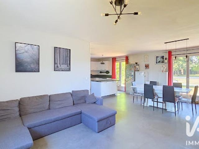 Vente Maison 8 pièces 148 m2 Moyaux