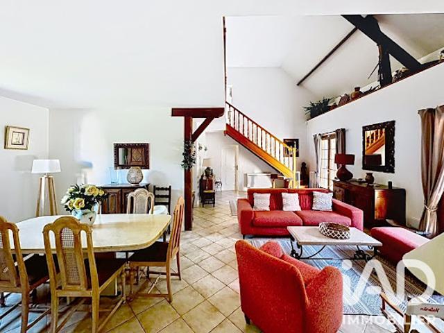Vente Maison 8 pièces 148 m2 Crécy la Chapelle