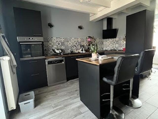 Vente Maison 8 pièces 148 m2 Saint Front