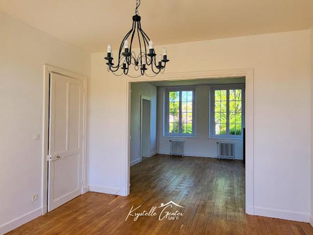 Vente Maison 8 pièces 148 m2 Tavaux