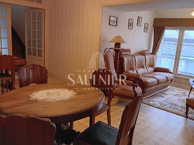 Vente Maison 8 pièces 149 m2 Thésée