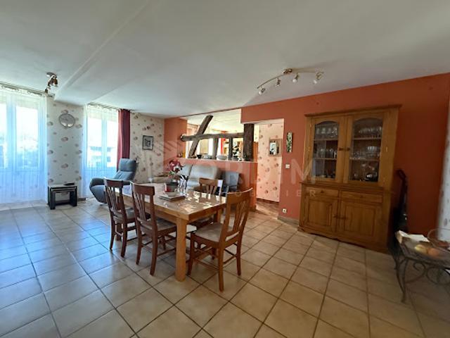 Vente Maison 8 pièces 140 m2 Lavau