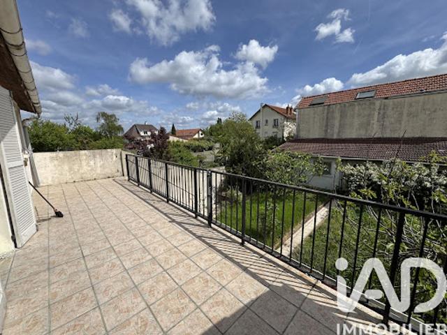 Vente Maison 8 pièces 142 m2 Morangis