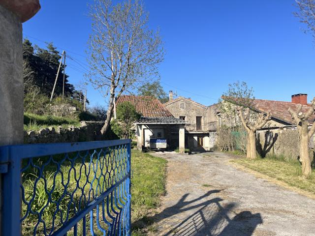 Vente Maison 8 pièces 143 m2 Saint Apollinaire de Rias
