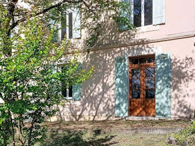 Vente Maison 8 pièces 154 m2 Riberac