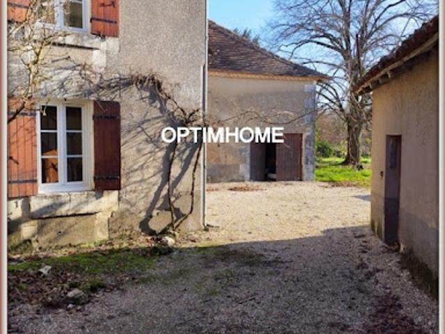 Vente Maison 8 pièces 155 m2 Aubeterre sur Dronne