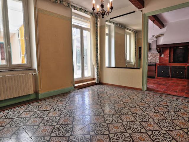 Vente Maison 8 pièces 155 m2 Homps