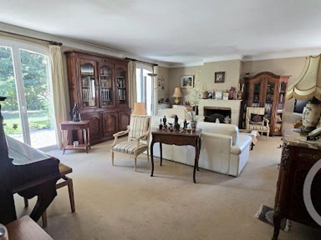 Vente Maison 8 pièces 155 m2 Pau