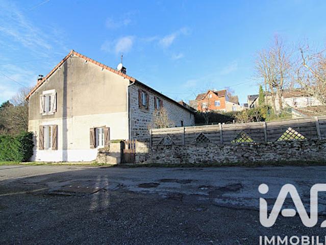 Vente Maison 8 pièces 156 m2 Bourganeuf