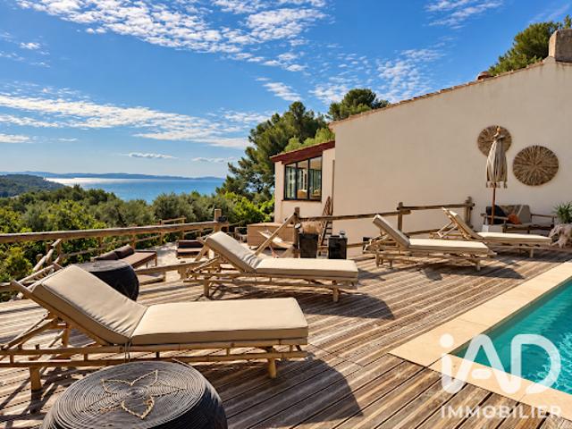 Vente Maison 8 pièces 156 m2 Carqueiranne
